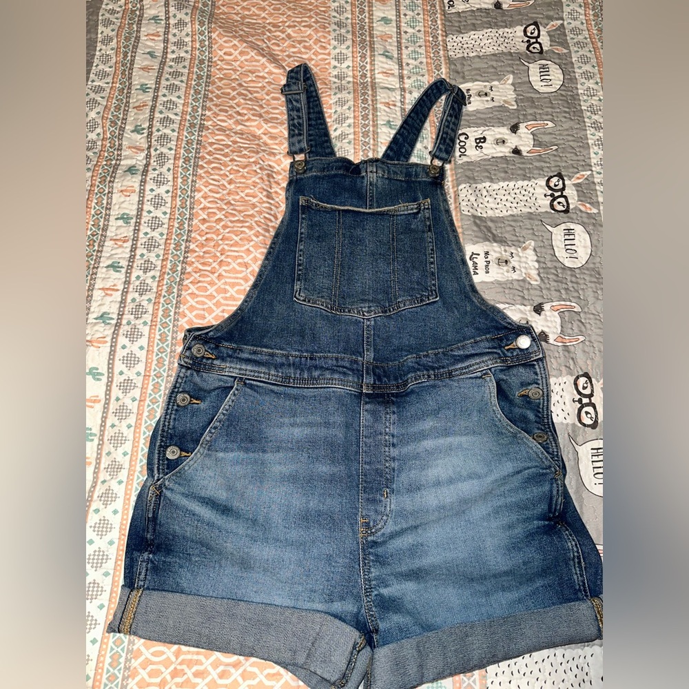 Women’s Old Navy Denim Jeans Bib Overalls Shorts Size 14 TALL
